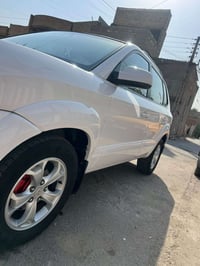 توسان ٢٠٠٩ • ٦ سلندر • فور ويل