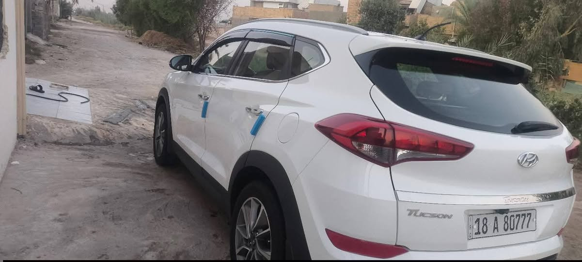 للبيع توسان خليجيه موديل 2018رقم بابل سنويه ولوحات جدد بيها باب تبديل وكاله اصلي واصبعين بارد بجاملغ الايمن مكينه وكير علشركه تبريد ثلج بصمتين قطعتين تبريد مري شفط مكانها حله قرب العلويه شريفه بنت الحسن السعر 157اتصل***********
