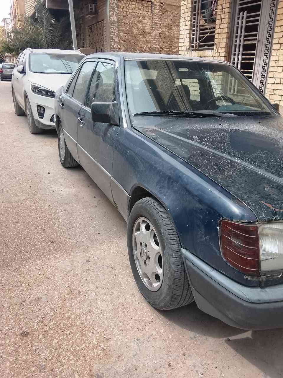 سلام عليكم ورحمة الله وبركاته 
سياره للبيع فقط 
مارسدس دب 
محرك وكير محور VVT ثنين ونص 
فيشه وحده كهربائيات جاهزه رقم انبار مداور شرط سنويه ساقطه مكاني نجف سياره مكفوله من الضربه القويه من العيب الشرعي حداديه ٥٠٪؜  السعر ٢٨ ورقه للشراي 
***********
موجود واتساب .
