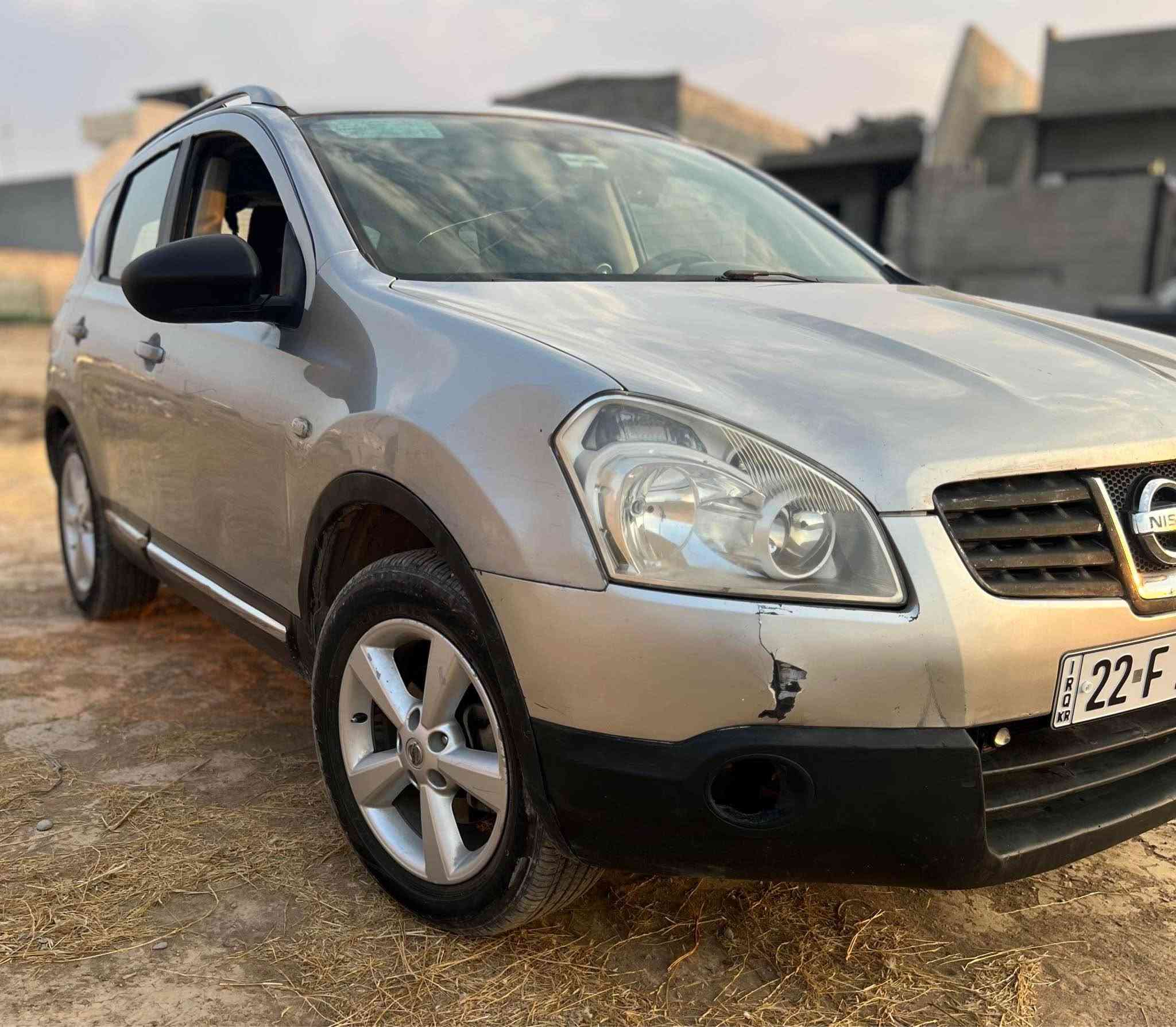 نیسان قاشقای 2009گیر تماتیک بی بۆیاخ سەنەوی تازەیە دەفتەر بەنزین هەیە بەشەرتی تاحویل 
***********
*********** ديبيس, كركوك
