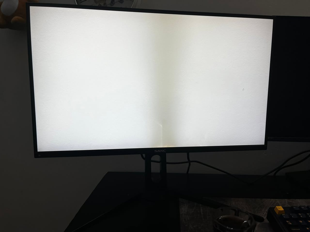 شاشة sanic 2k 180hz
للبيع بسعر 125 الف   
بالوسط بيها عيب بسيط ميبين بالالعاب بس باللون الابيض يبين 

ما عندي توصيل
مكاني بغداد الدورة 
***********

