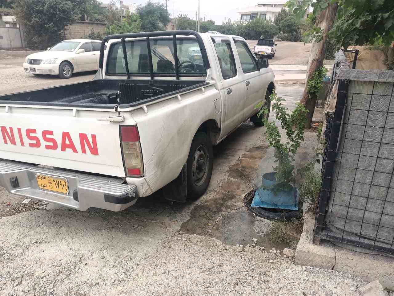 نيسان بيكاب • ٢٠٠٤ • جير مكينة اكسل