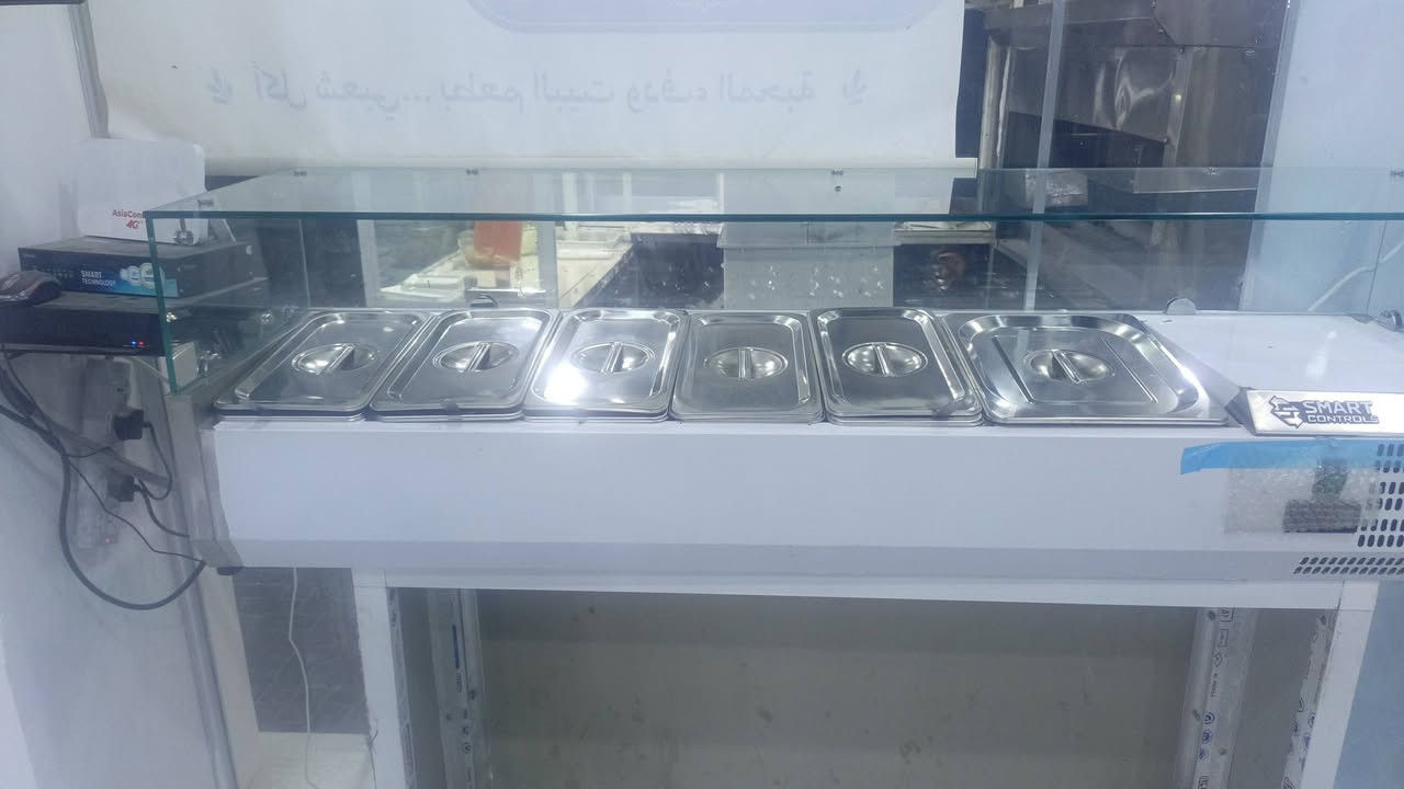 غراض مطعم • جدد • استعمال قليل