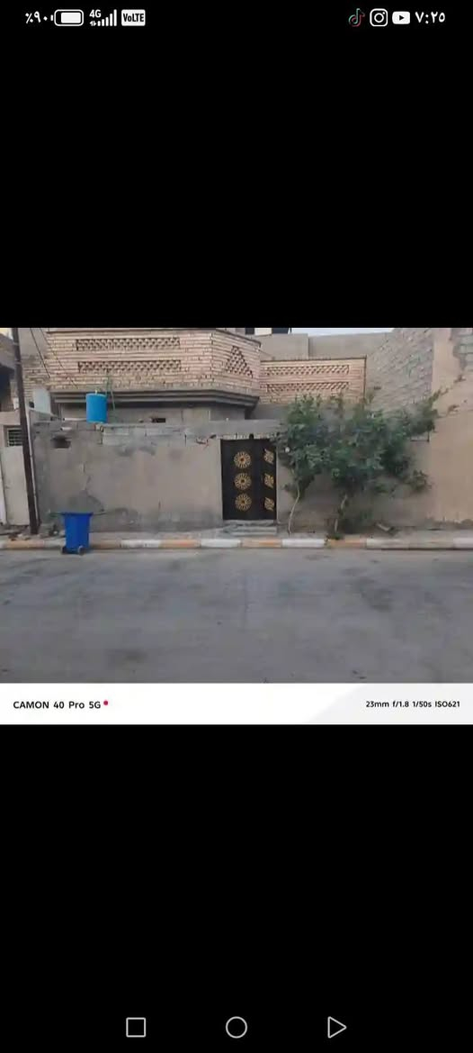 للبيع مشتملات #مصفر عدد 2
مشتملين مصفر كل واحد مساحة 100 متر
الأول ركن
الثاني بصفه
الموقع: دور معلمين الاولى موقع جداً راقي ع شارعين
منطقة هادئة ومخدومة
المشتمل_الأول: غرفتين وحدة جوه ووحدة فوك + استقبال + صالة + مطبخ + صحيات.
المشتمل_الثاني: صالة + مطبخ + غرفة + صحيات داخلية وخارجية
#ملاحظة:  معاملات مشتملات مروجه بالبلدية وكامله
 موقع مرتب وهادئ ومناسب للسكن اذا اتريد تعرف بعد شغلات اتصل على رقم ***********
*********** @إشارة
