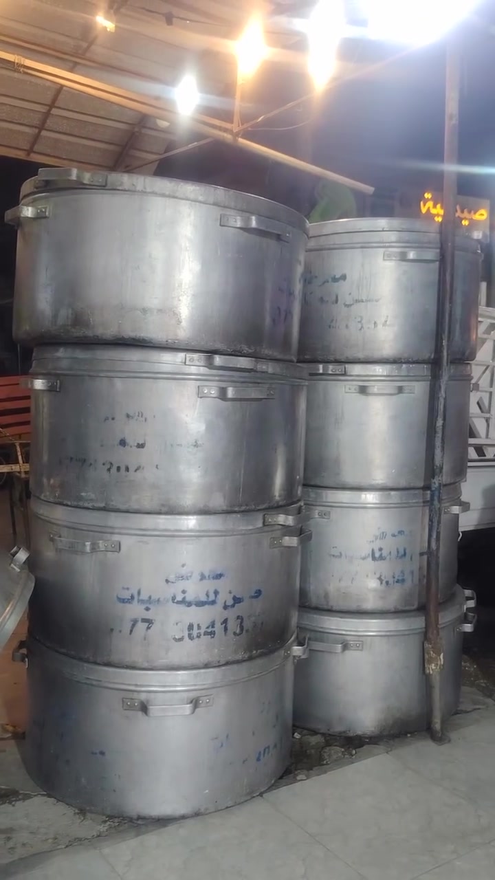 قزانات ابو المتر عدد ١٠
للبيع مكاني بغداد ***********
