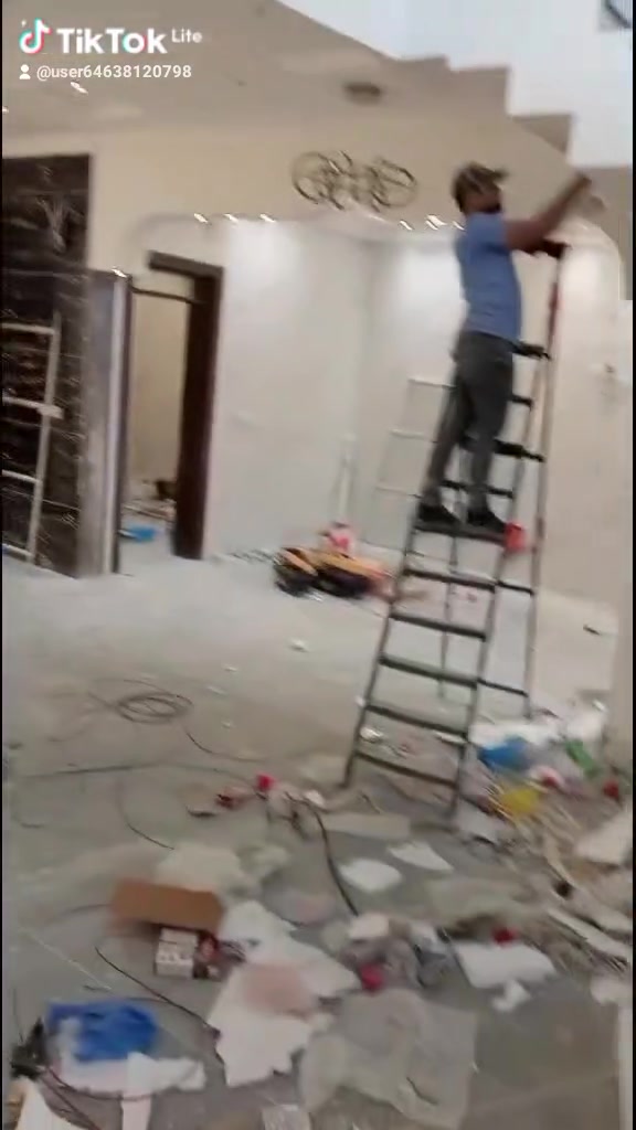 علي الكهربائي أشتغل كهربائي بوري سيمنز تراكات كامرات وستلايت وبوري سبلت عمل درجه اولى وانسب الأسعار في بابل 
***********
