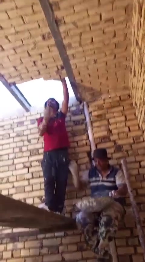 خلفه متفرغ بناء وعكاده والبخ من العماره وجميع مكانت العماره العمل *********** ***********
