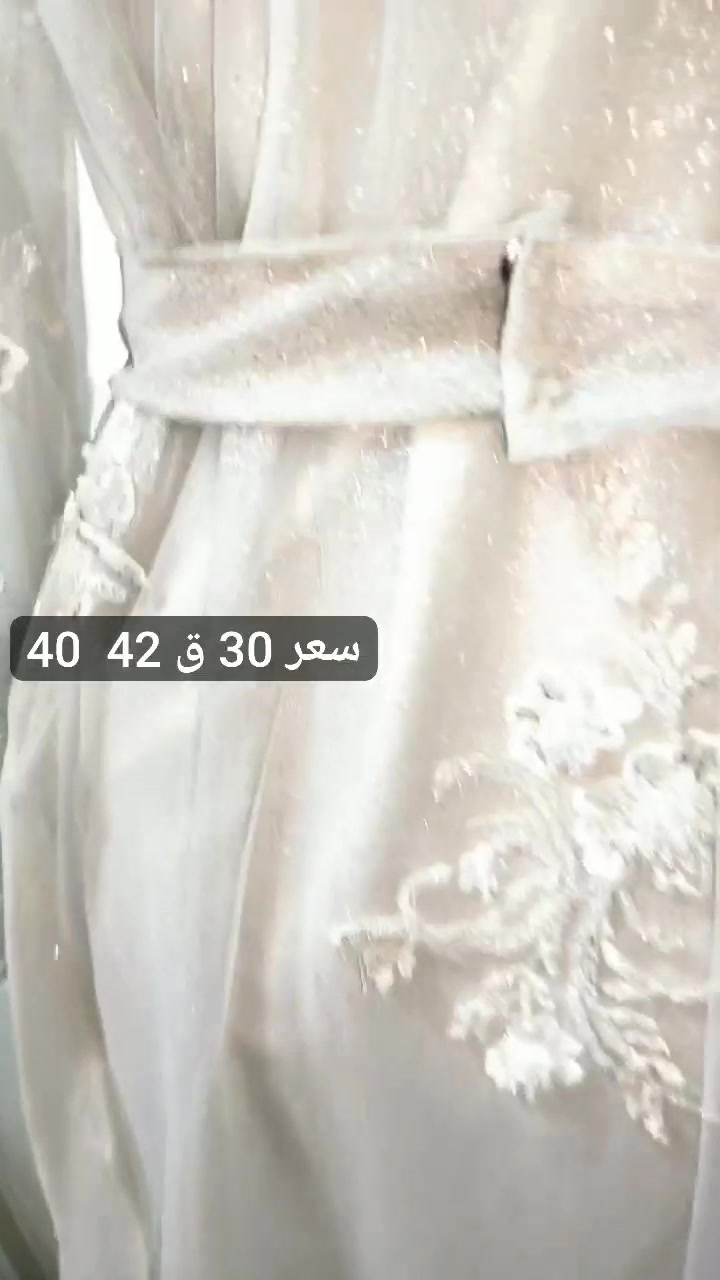 ملابس مستخدمة • أسعار مناسبة • استبدال