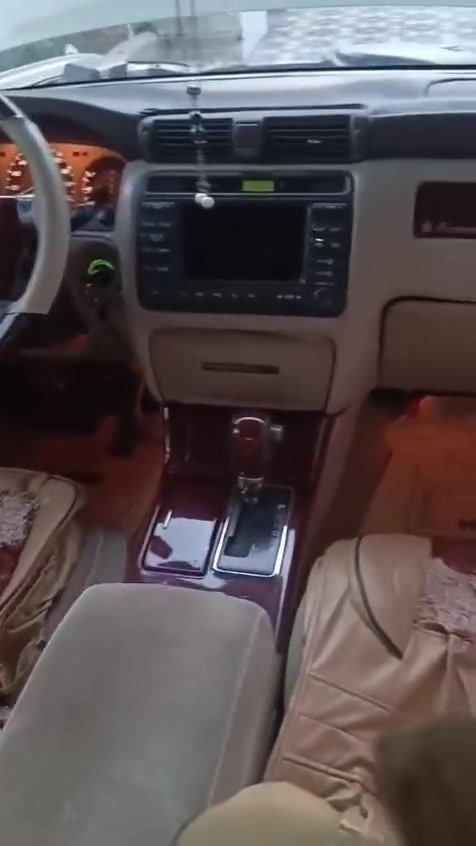 السلام عليكم ملكه رقم كركوك مداور ثاني يوم قرار ٤٨ بسمي سنوية لغايه ١٢ /  ٢٠٢٨  مكينه ديفور الجبير مكانها الديوانيه هاذا رقمي *********** مكفوله عله كل عيب تخم تاير باتري وحداديه جديدة ٣ دكم شاصي ٧٥ سياره مال جناي متعوب عليها الشراي يتصل بي خير ويدلل
