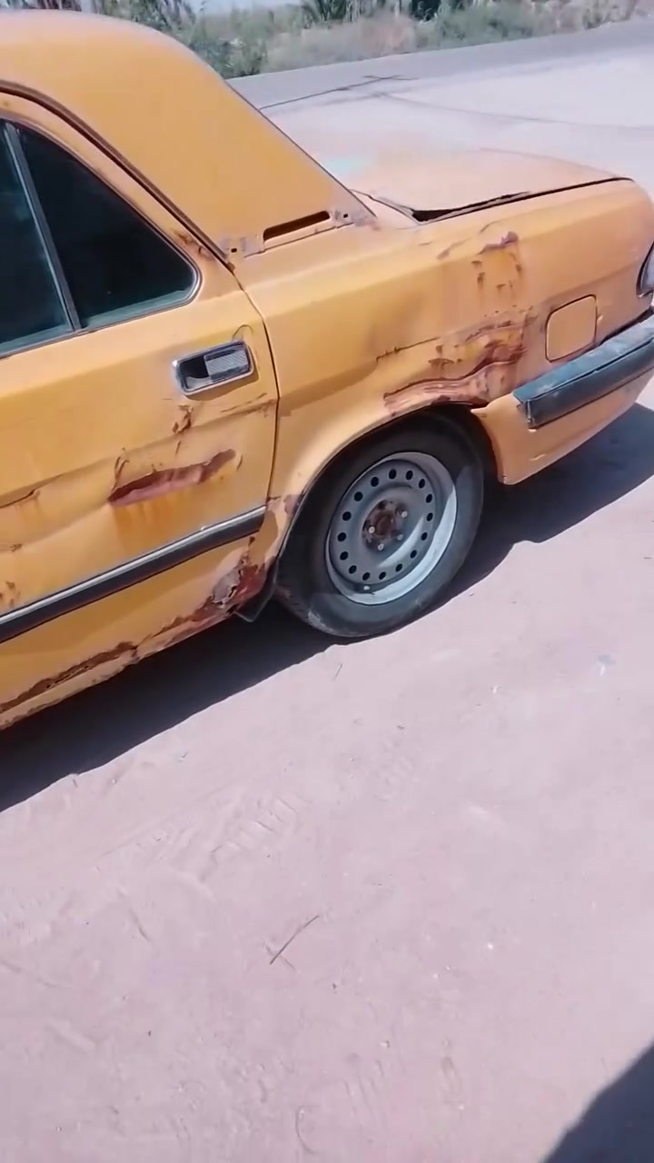 فولكه للبيع جاهزه من كلشي بس كشرهاا تعبات محرك وكير انضاف خير من الله دواخلهاا شوفت عينك سياره نكرت سلف السعر 11 بيهاا مجال قليل الشراي يتصل عل رقم ***********

