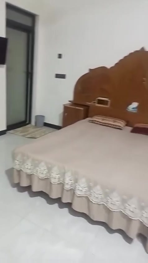 غرفه نوم مستخدمه نضيفه سعرها ٧٥٠ وبيها مجال
عنوان بابل المسيب قرب سنتر شلال
تواصل ***********

