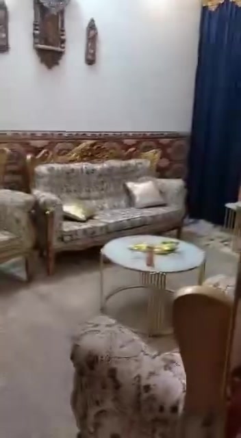 السلام عليكم بيت 100 متر  بناء حديث  الموقع حي النداء  السعر 65  مليون  قابل للتفاوض
للتواصل ***********
