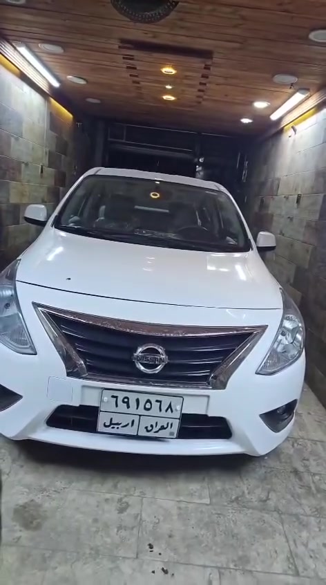 السلام عليكم 

نيسان سني هندي البليتة الزركة المرغوب موديل 22 رقم اربيل 
كفالة عامة عدة بارد بالجاملغ كير محرك كهربائيات صدر تخم تاير كله كفالة شاشة وكامرة احسن نوعية شاديلها ماشية 42 السيارة جديدة بمعنى الكلمة وبالعافية على الياخذها 
السعر 108 وخابرني وتشلع عيوني 
مكان السيارة شارع فلسطين 
***********
