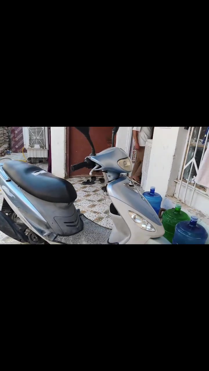 اسلام عليك ماكس منغولي للبيع البلادي بس الجاملغ الامامي امبدل والباقي كلا ابلادي من مكينه وكلشي  الدراجه جديده سعرها قفل مليون....  للتواصل *********** عنوان ديوانيه جمهوري

