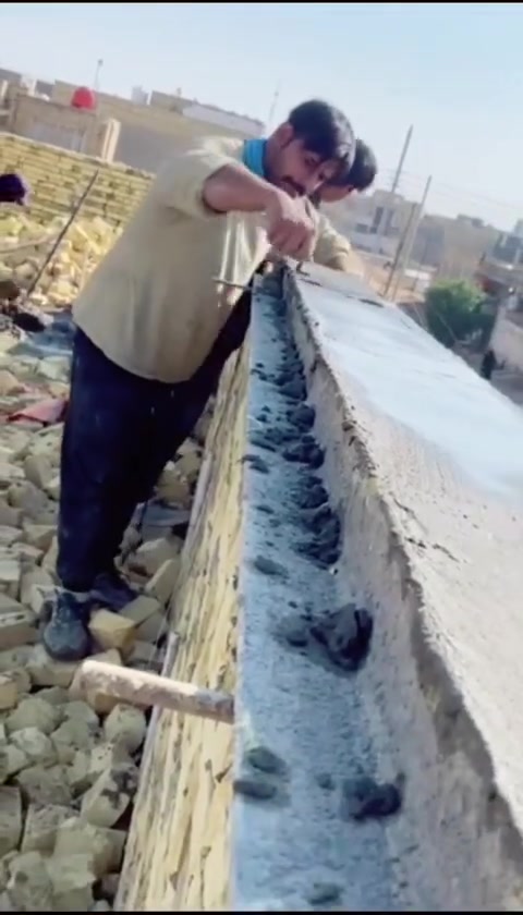 خلفه بناء متفرغ حالين وهاذه جزه من عملنه ***********
