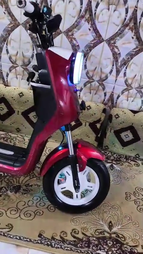سلام عليكم دراجة R9 موديل 26 بطاريات كبار 33 انبير جدد نضافه فول مكان البصره زبير سعر 300 وبيها مجال الرقم ***********
