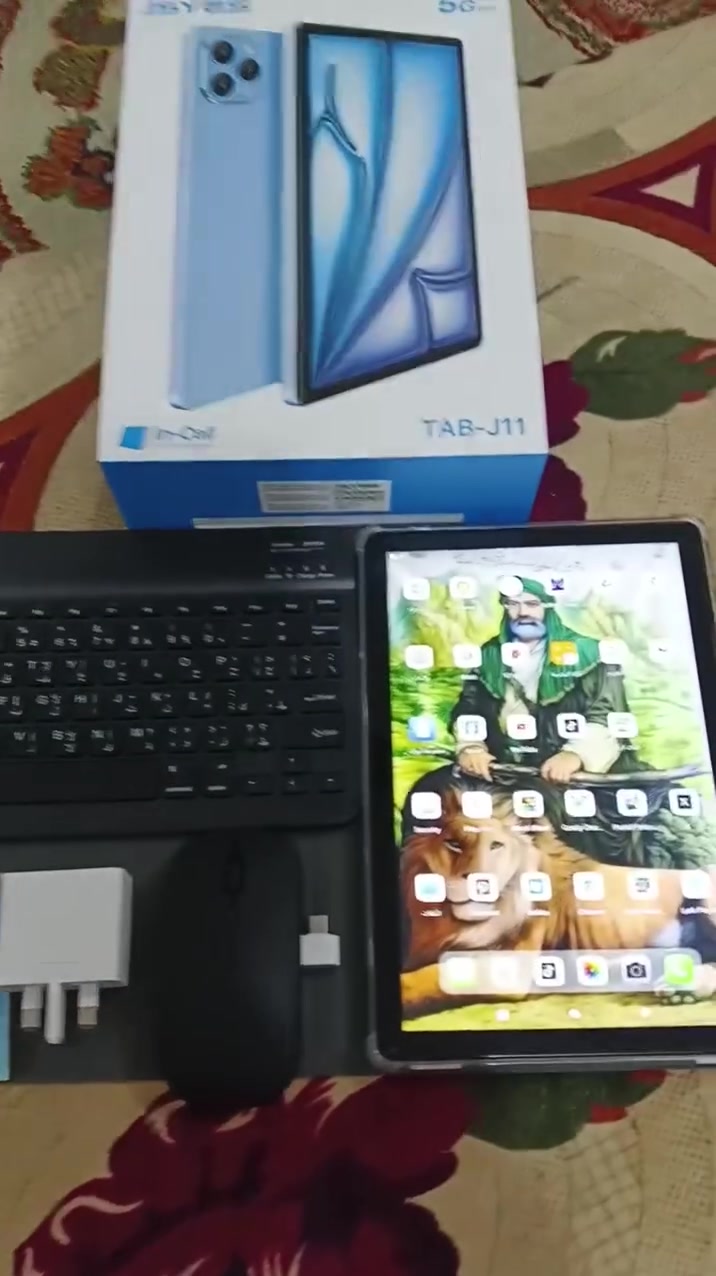 ايباد جديد استعمال شهرين وهوه وغراض للبيع ب150 وبي مجال ***********
