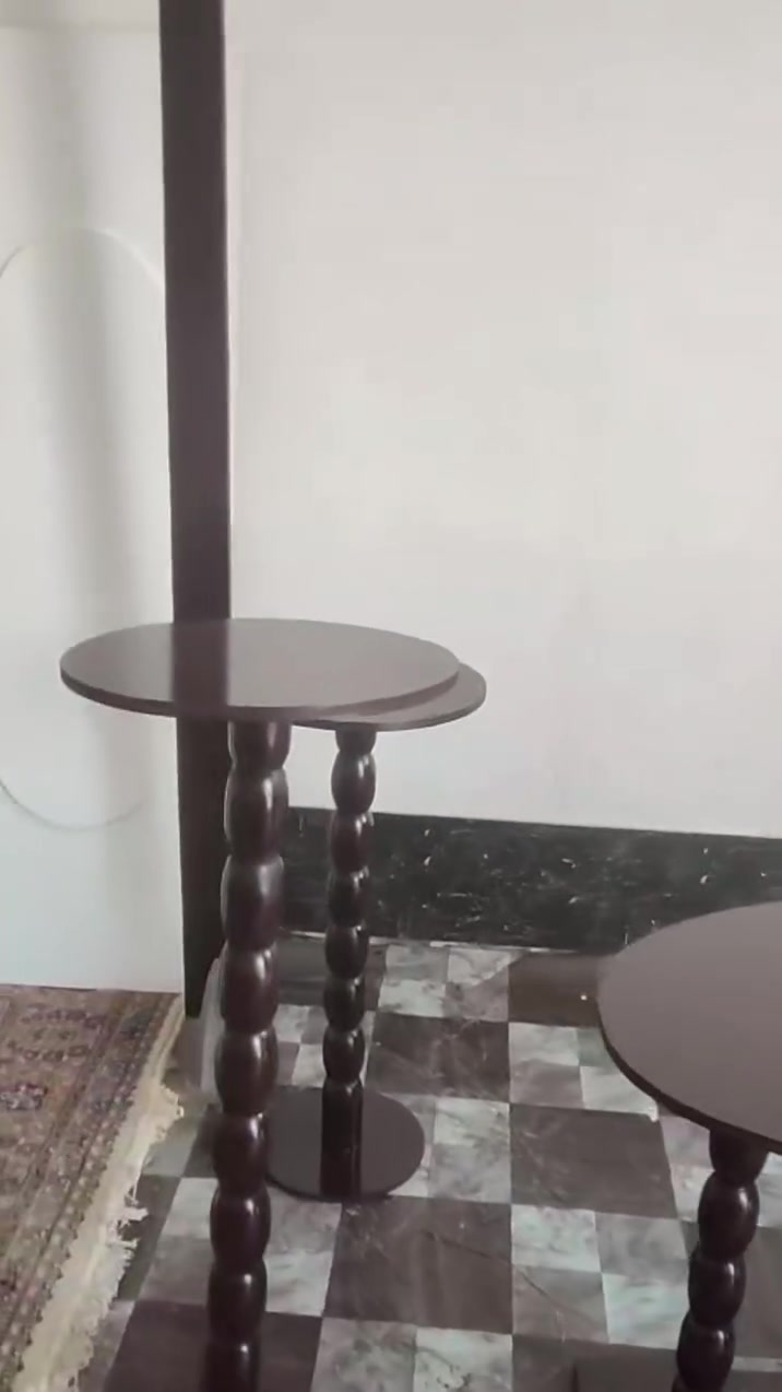 طاولة • ديكور منزلي • لا تفاصيل