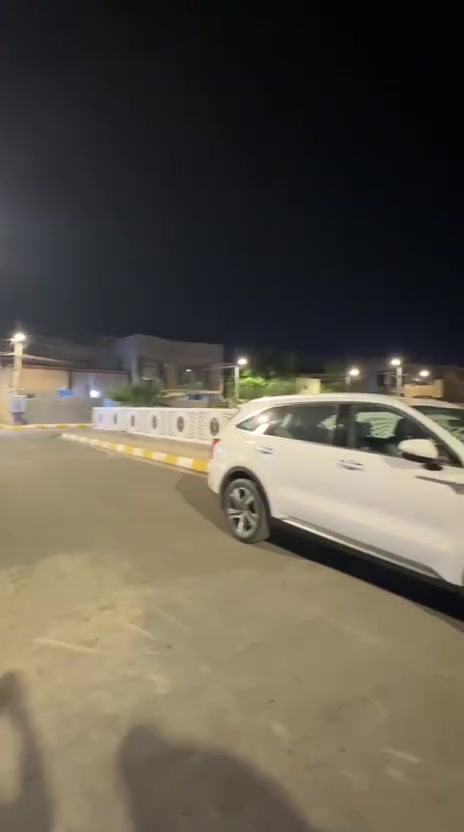 بيت للأيجار مساحة ٢٠٠طابقين الفلوجة /حي العسكري قرب جامع الحسن مقابل مدرسة الفاو الايجار ٥٠٠ الف للاتصال  ***********
