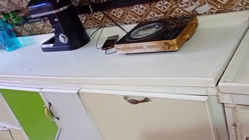 كامنتر لبيع كله مررمر طول ٥امترار وربع تضيف وقوي سعره ٢٠٠شراي علق اجيك خاص او اتصل ***********
