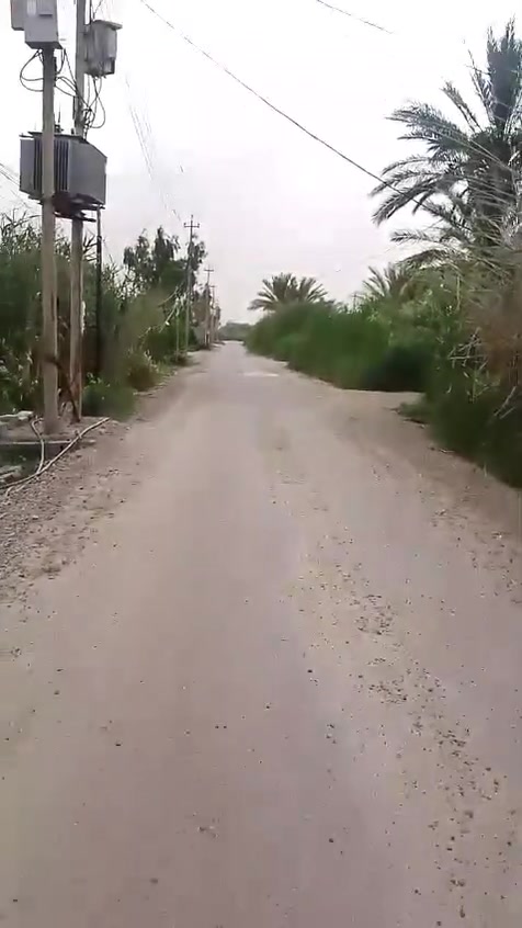 السلام عليكم عن رخصة الادمن نصف دونم مبستن يحتوي على حمضيات وتفاح ونخل مع دار بناء حديث طابوق يحتوي على غرفتين منام نظام سويت مع مطبخ واستقبال وحولي طابق واحد عقد 35 بغداد الانتصار الشارع الرابط بين السيلاوي والمراسمة  للاستفسار الاتصال برقم لايتواجد على الفيس ***********
