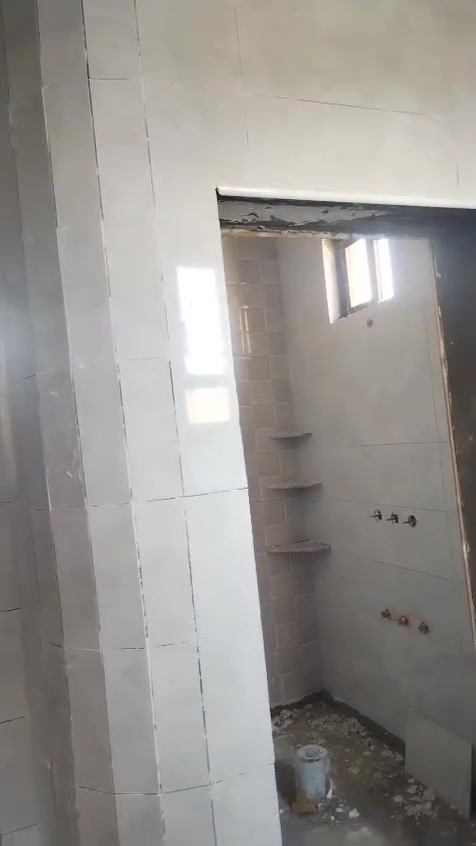 خلفه سيراميك متفرغ شغل نضيف والتزام
***********
