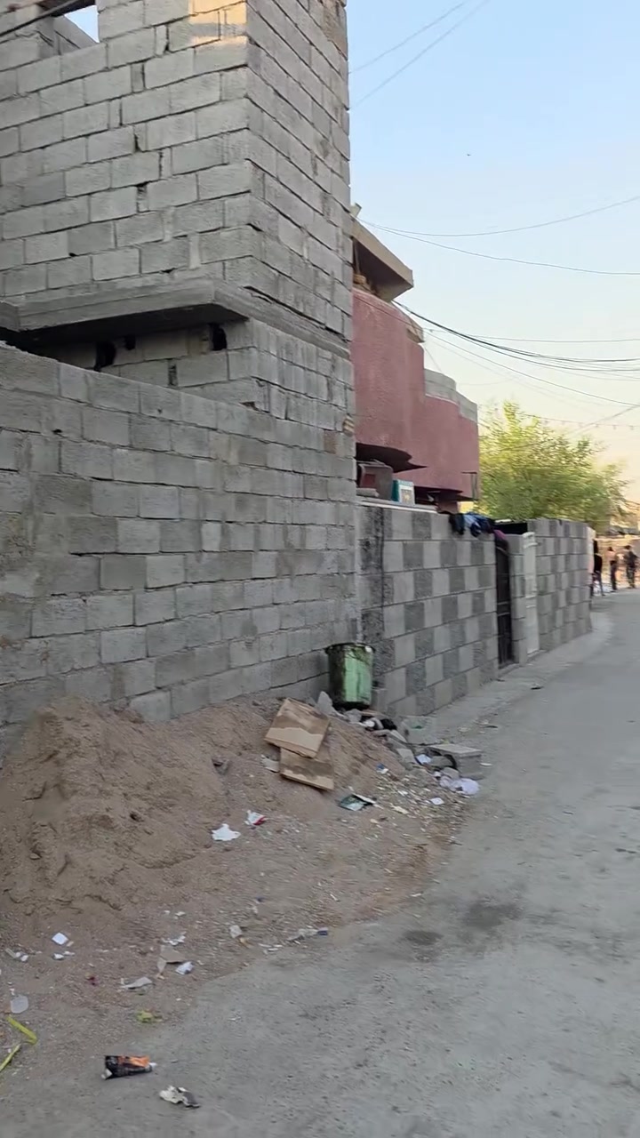 السلام عليكم بيت للبيع مكاني الغرباوي الورديه السعر 19 وبي مجال قليل اي استفسار اتصال على هذا الرقم ***********
