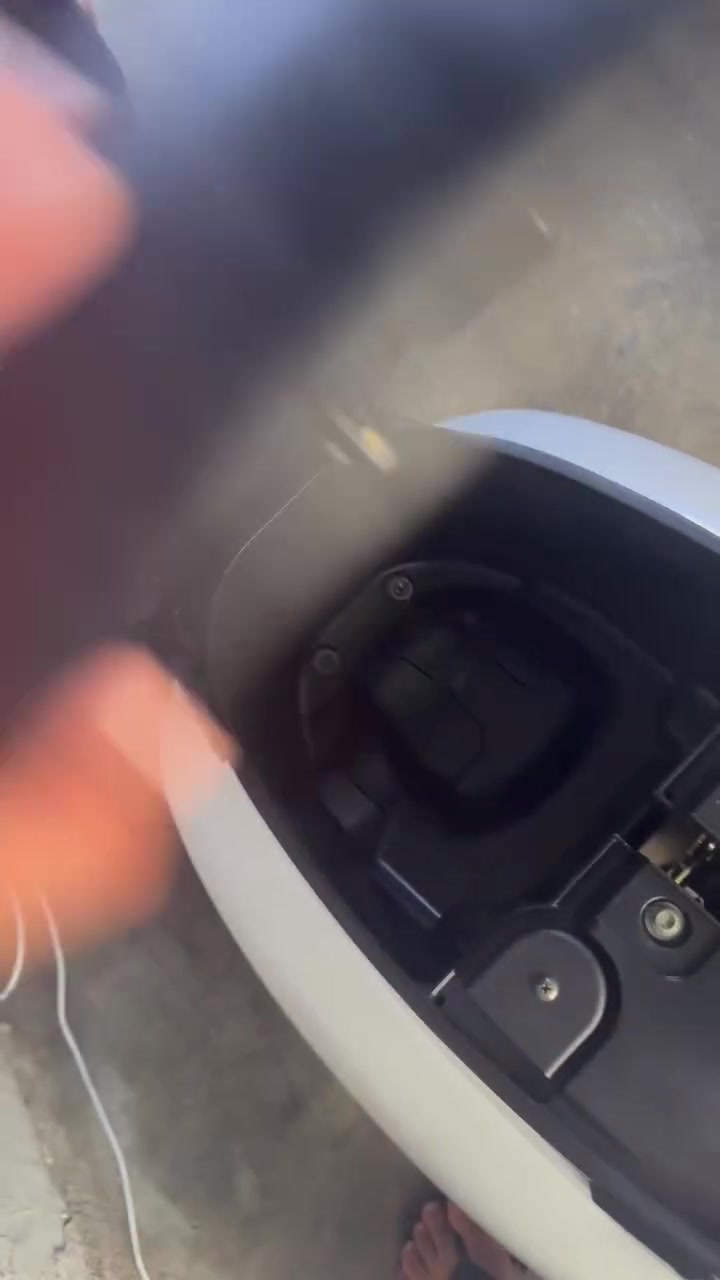بوليسي • مكفوله • ما بيه عيب