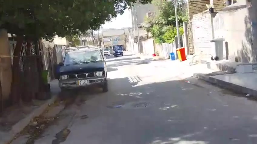 150مترللبيع قرب مطعم الامير اول دربونه بظهر التجاري غرفتين نوم ستقبال كراج مطبخ صيحات السعر125ومجال قليل للاتصال ***********
