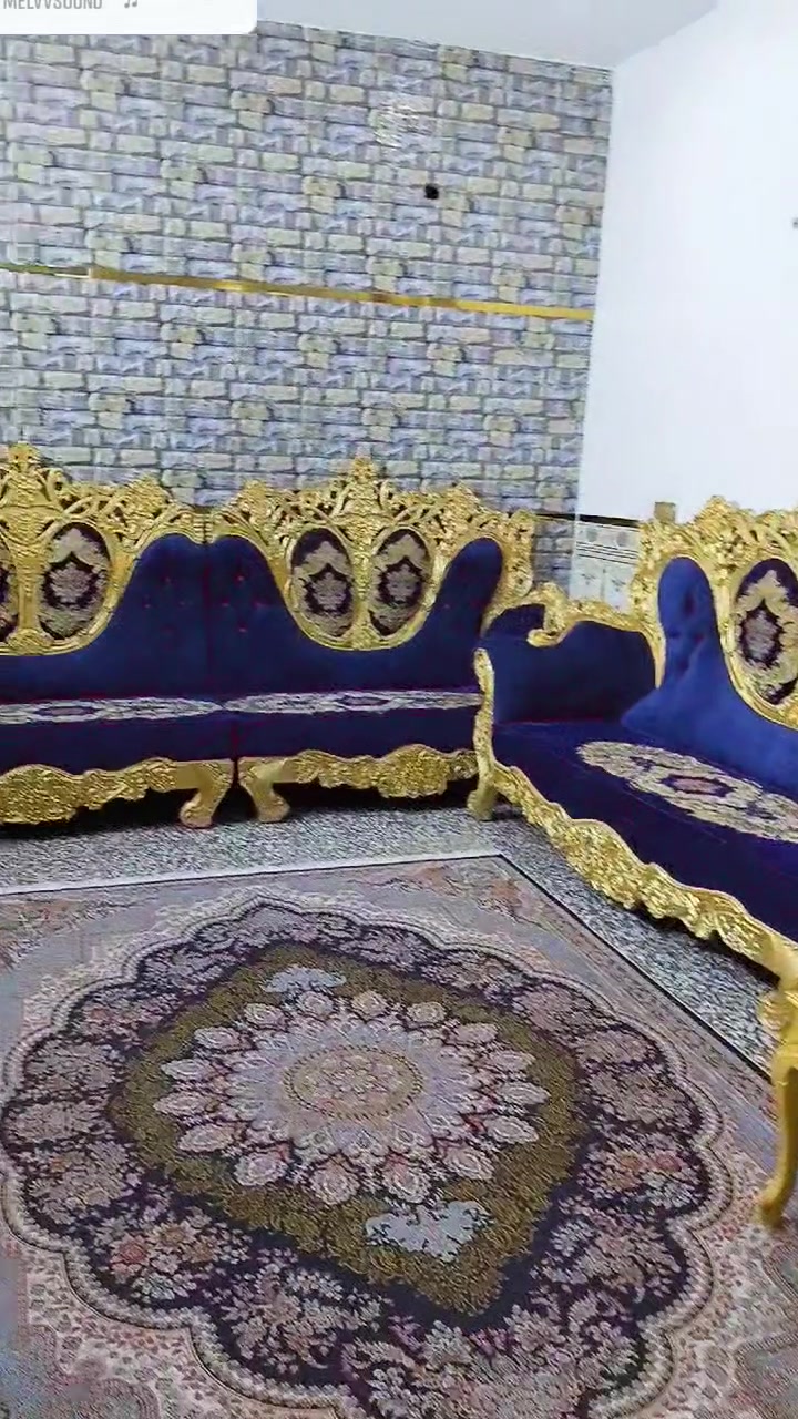 سلام عليكم ديوان ملكي تفصال عند معمل روان ديوان جديد ستعمال قليل  جدأ لقماش انكليزي  ابو لصوره  ولسفنج افضل شي بل سوك   فول مساحه ديوان)))     15متر. مكاني بغداد حي البتول     سعر مليون  وبي مجال قليل مستعجل على لبيعه    ***********.        ما متواجد خاص مكلف بل نشر
