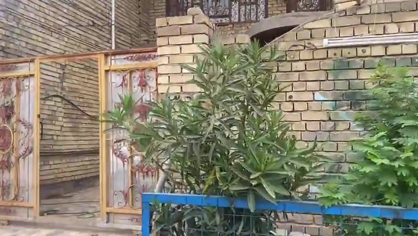 بيت ٢٠٠م • ٦ غرف • طابو صرف