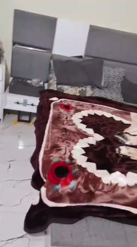 غرفة نوم للبيع للاستفسار الاتصال على الرقم 
***********
