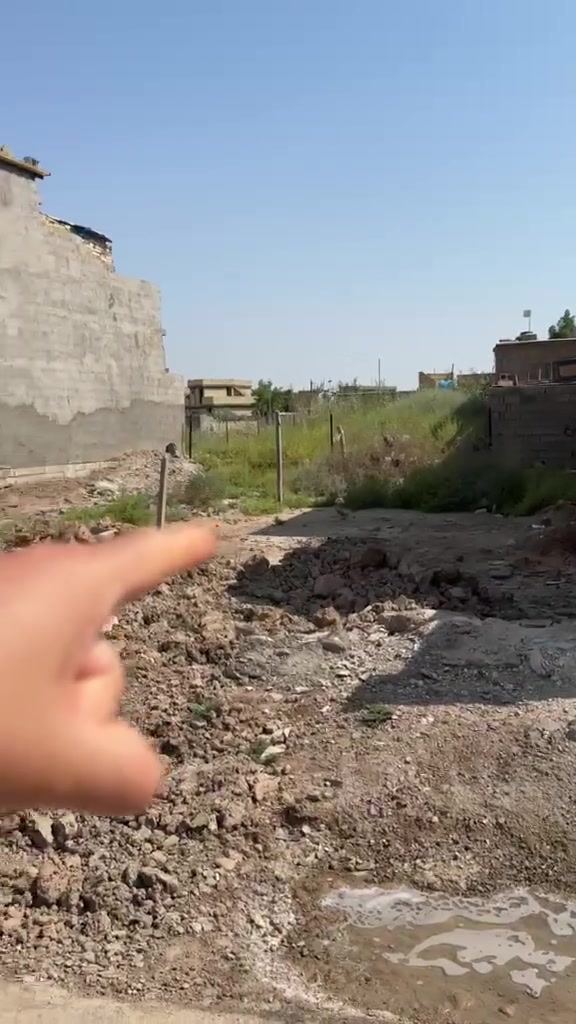 قطعه ارض للبيع مساحه 130واجهة 6/500نزال 20بيه ماء الكهرباء تبليط الشارع مقابيل جامع قبى بضهر علي فاظل قرار 117الاستفسار على رقم واتساب ***********/***********
