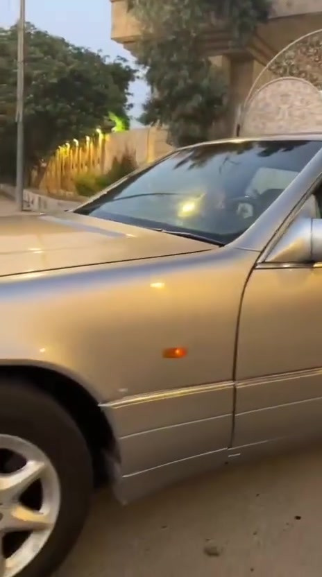 للبيع او مراوس
بسم الله وبالله وتوكلنا على الله سبحانه وتعالى
======
مارسيدس شبح موديل 1997 محور محرك 3000 ياباني ديلكو قبق اسود مصبوغه عام بدون ضربه قويه اثر جراد هزه جديده سنويه لغاية 2030 مداور ثاني
السياره جاهزه كهربائيات تخم تاير جديد
سنتر لوك ريموت غرفتها كلش حلوه
السعر 47 وبيها مجال
الشراي يتصل على الرقم ***********
أو خاص على المازنجر
