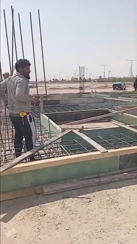 السلام عليكم تم بحمدالله تعالى المباشره بعماره تجاريه في القادسيه جزء من اعمال مكتب امباير للعقار والمقاولات العامه زورونا تجدون مايسركم الديوم شارع ٦٠ مجمع العاصمه مجاور اسواق الزوبعي ٢ الفرع الثاني للاستفسار الاتصال ***********
