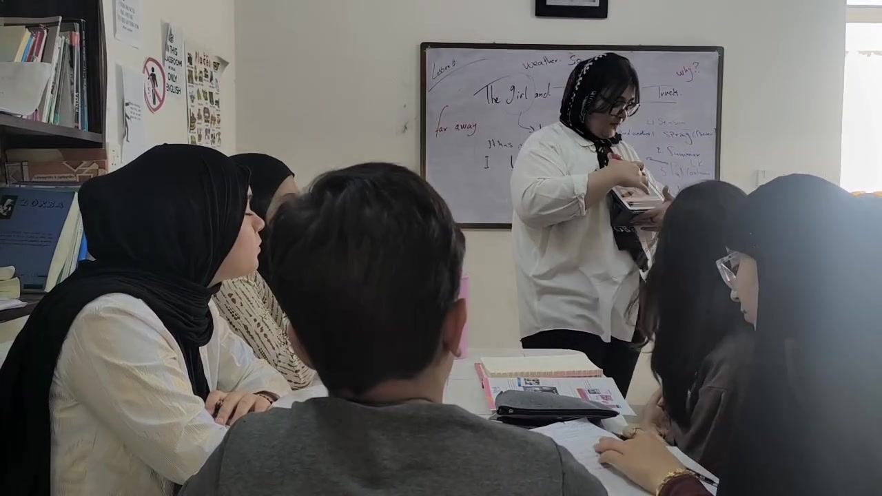 کێشەت هەیە لە مەنهەجەکانی قوتابخانە . پەیوەندی بکە بە ***********.
ناونیشان/گەڕەکی مامۆستایان نزیکەی جەبار جەڕاح
