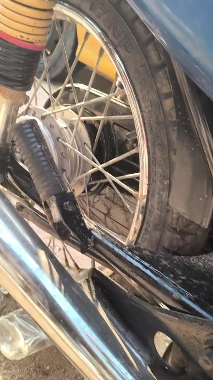 اربعه گير نامه 23اوراق سكنرد بيها بس عصافير السعر 400وبيها مجال لشراي مكاني كربلاء شبانات رقمي ***********
