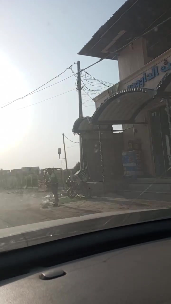 متوفر للبيع 

عرصه طابو صرف المساحه 240م حي الترابه الثانيه قرب مدرسة المتفوقين تقع على شارع 15م الواجهه 12×20نزال// للاستفسار الاتصال على الرقم ***********
