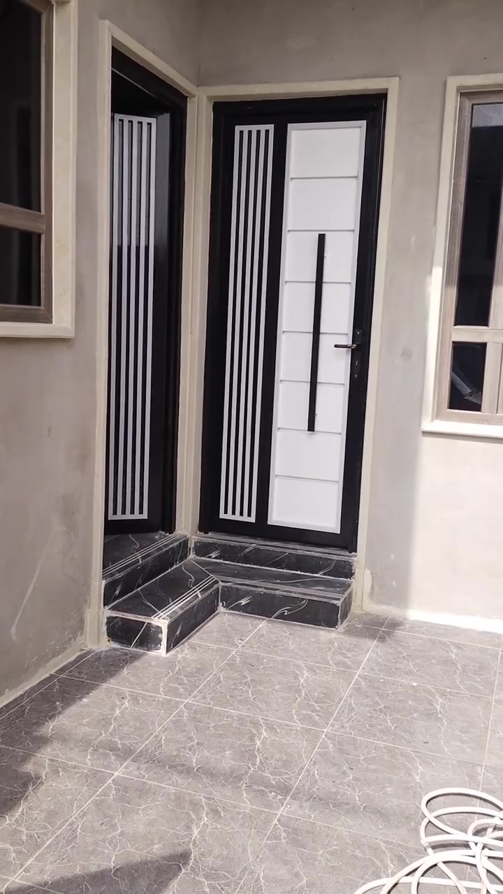 يارمجة الشرقية • ١٠٠م • فاضي