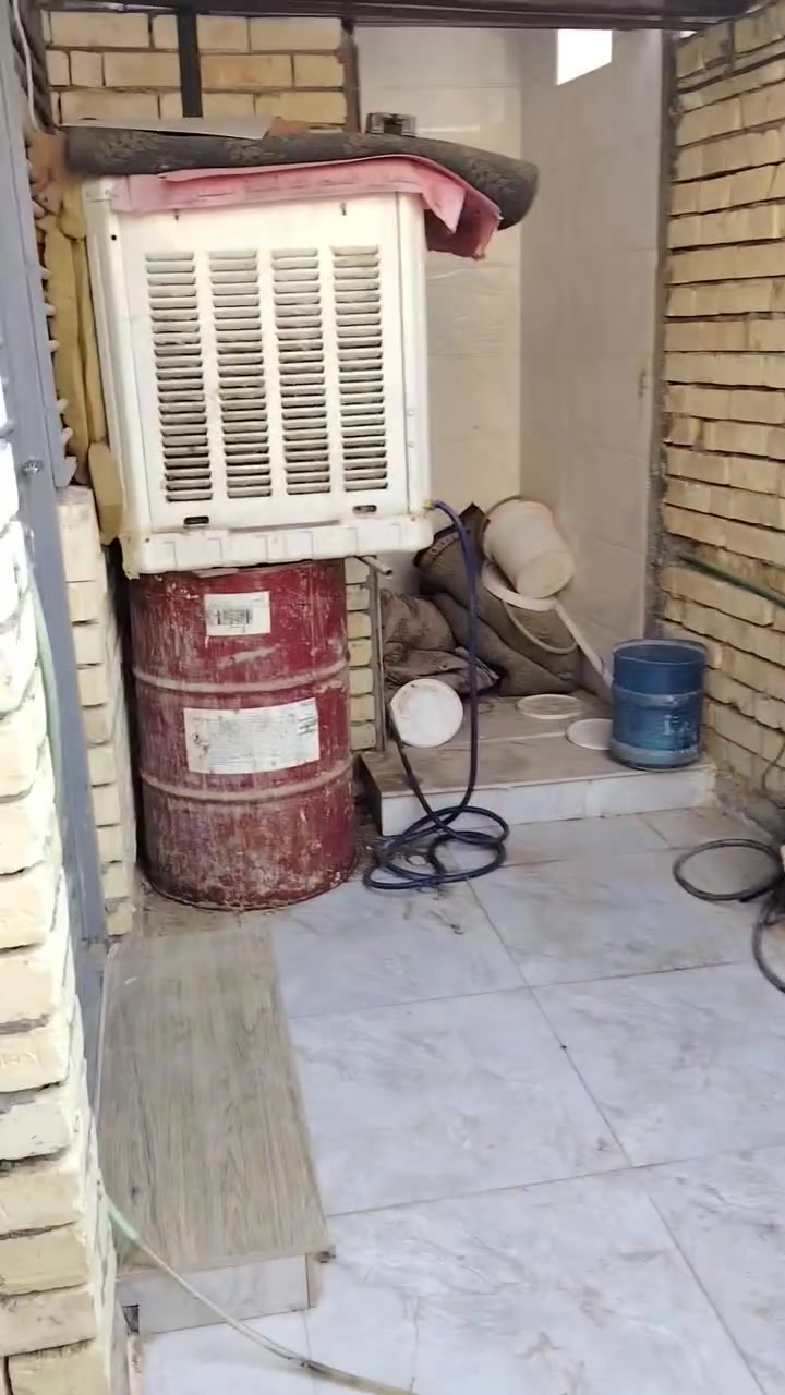سلام عليكم  بيت رهن ب 20مليون مده سنه وقابل لتجديد مع غراض لبيت 100متر سند 25 بلحر الصغير بشارع المستوسف بناء جديد صاره 3اشهر من كمل اتصال ***********
***********
سيد خالد
