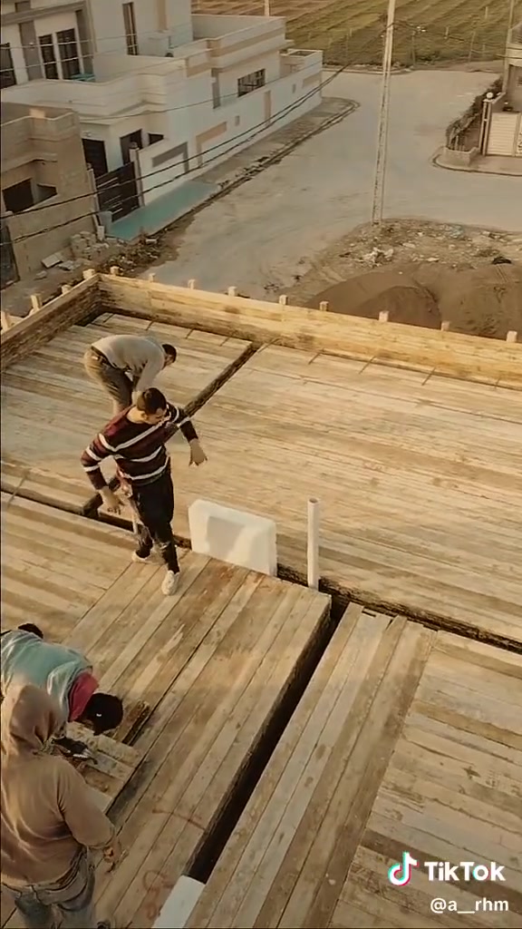 مكلف بالنشر نجار متفرغ اسعار مناسبه جدا
***********هذا رقم النجار
