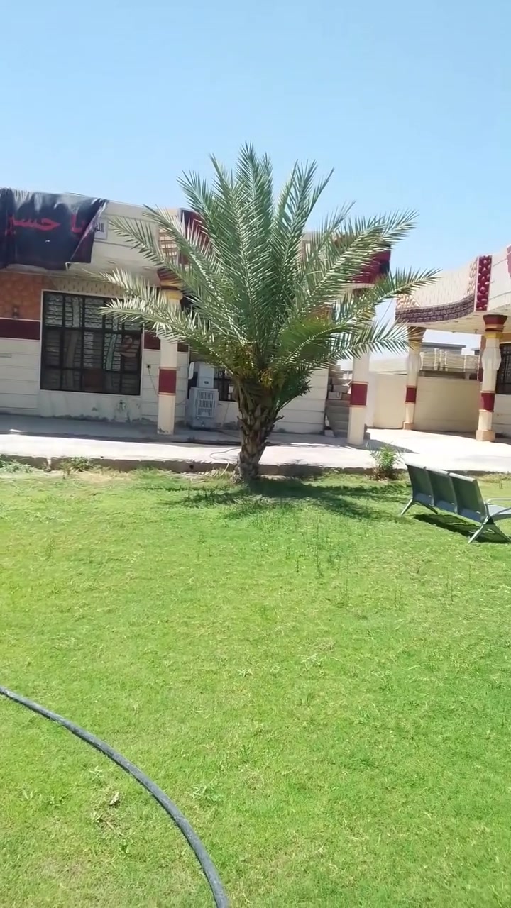 السلام عليكم يوجد الدينا بيتين في تقاطع النهروان قرب مجمع النفطي طابو سند 25‏‪
‏‪***********‬‏
