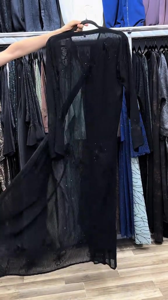 عباية اماراتية • شيفون • مطرزة
