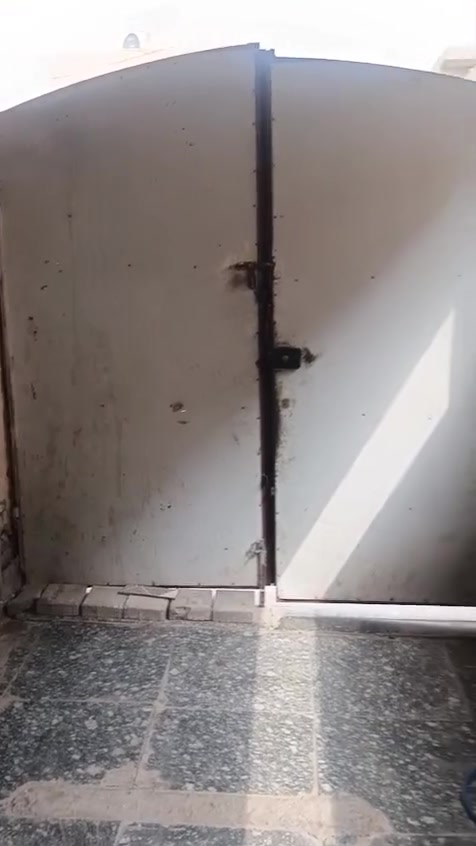بابين حديد • باب كبير • بغداد