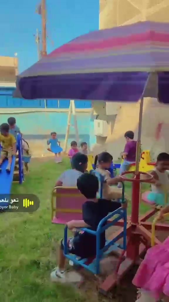 🎈✨ الأربعاء الترفيهي في روضة وحضانة ملاك الكوثر الأهلية ✨🎈
اليوم كان غير… يوم مليان فرح وضحكات وحماس 😍
أطفالنا عاشوا أجواء جميلة من الألعاب والمسابقات والفعاليات الترفيهية، وتشاركوا لحظات حلوة زرعت بقلوبهم الفرح وروح التعاون والمنافسة الجميلة 🥰🎉
لأننا نؤمن أن الطفل يحتاج يتعلم… ويحتاج أيضًا يفرح، يلعب، يكتشف ويعيش طفولته بكل حب وأمان 💕🌸
ضحكات أطفالنا هي أجمل شيء نختم بيه يومنا ❤️
ربي يحفظهم ويجعل أيامهم كلها فرح ونجاح وتألق 🌷✨
#روضة_وحضانة_ملاك_الكوثر_الأهلية
#الأربعاء_الترفيهي
#أطفالنا_فرحتنا
#ألعاب_ومسابقات
#طفولة_سعيدة
