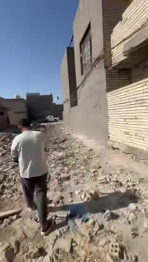 السلام عليكم 

عندي بيت  المساحة ٥٩ 
العنوان  / الحرية الزراعي  شاكر العاني  مقابيل سريع الشعلة 
السعر ٦٠ وبيه مجال  للاستفسار  واتساب فقط 

***********
