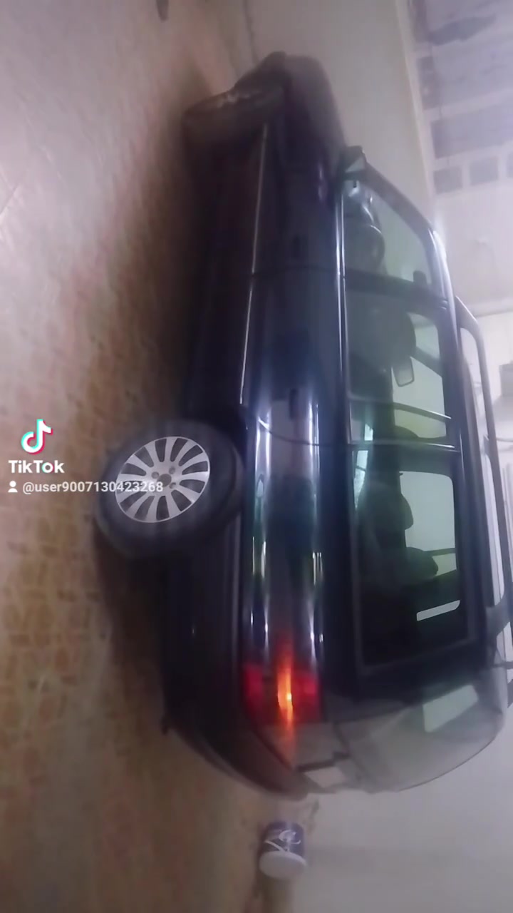 السلام عليكم  حجم 18 السعر 50 ويا مجال***********.. . ***********
