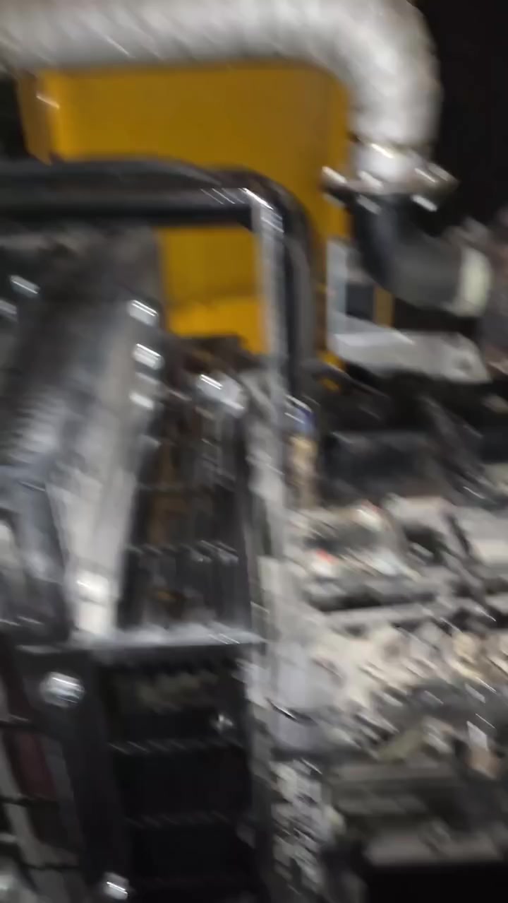 مولدة كيمنز 85Kv
مشتغله قليل 
قبل اشهر مشتريهه 
العنوان الزعفرانيه 
ووياهه تانكي ابو ال2000 لتر وقفص كامل وكيبل 100م مالتهه 
للاستفسار ***********

