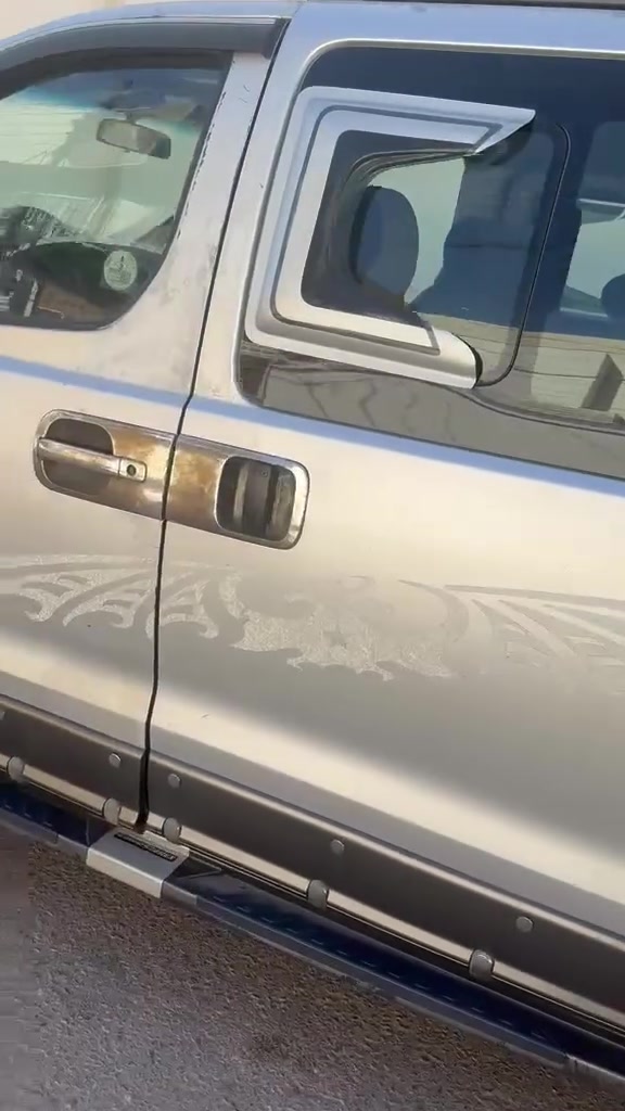 السلام عليكم
استاركس موديل ٢٠٠٩
ألون سلفر
مكينه مسكر
كير مكينه كفاله 
حداديه تخم تاير جديد
تبريد ثلج 
سياره جاهزه على آخر حبه
ترابك البصره شرط
رقمها بصره دولي 
مداور ثاني يوم 
مكانها كربلاء
السعر ١٢٥ بيها مجال حك الجيه
***********
