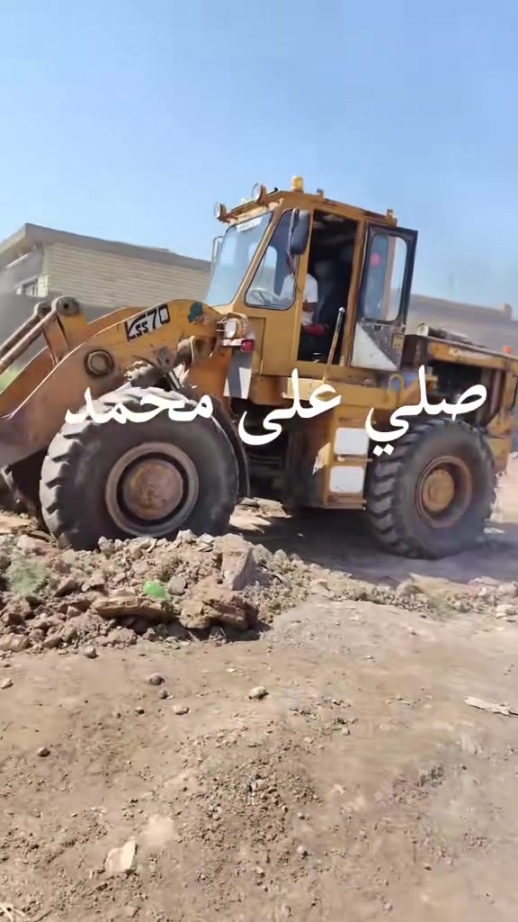 السلام عليكم 
شفل كاوسكي حجم 70موديل 79
محرك جديد ،كير جديد 
تركم جديد ،تخم تاير 80 
الرقم ***********،
       ‭***********و
